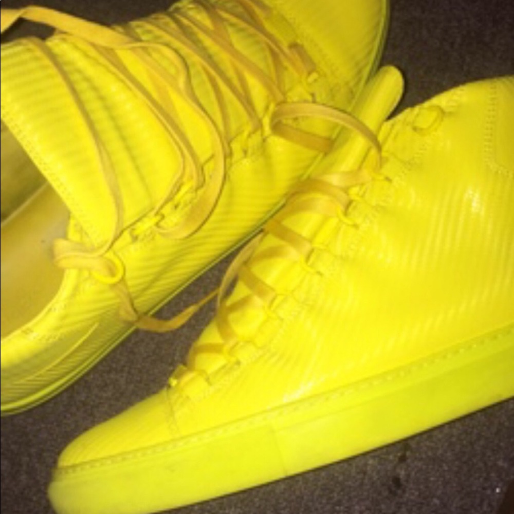 Yellow Balenciaga